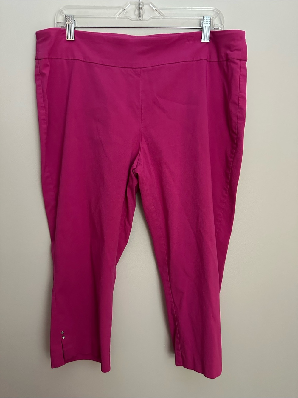 Counterparts Magenta Pink Capri Pants XL EUC
